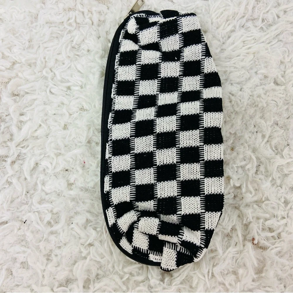 Unbranded Black and White knit Checkered pencil pouch